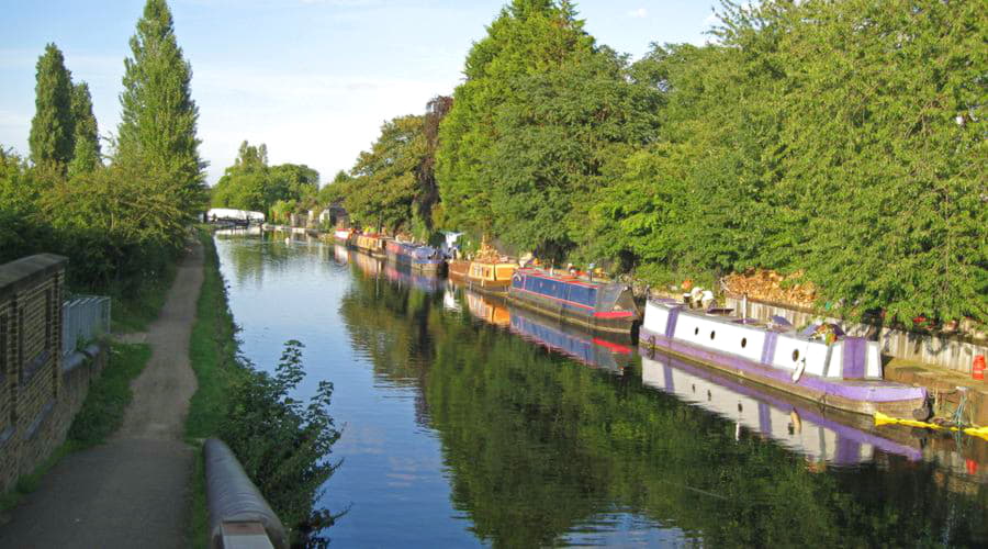 Nos services de location de voitures offrent une sélection diversifiée de véhicules à Southall.